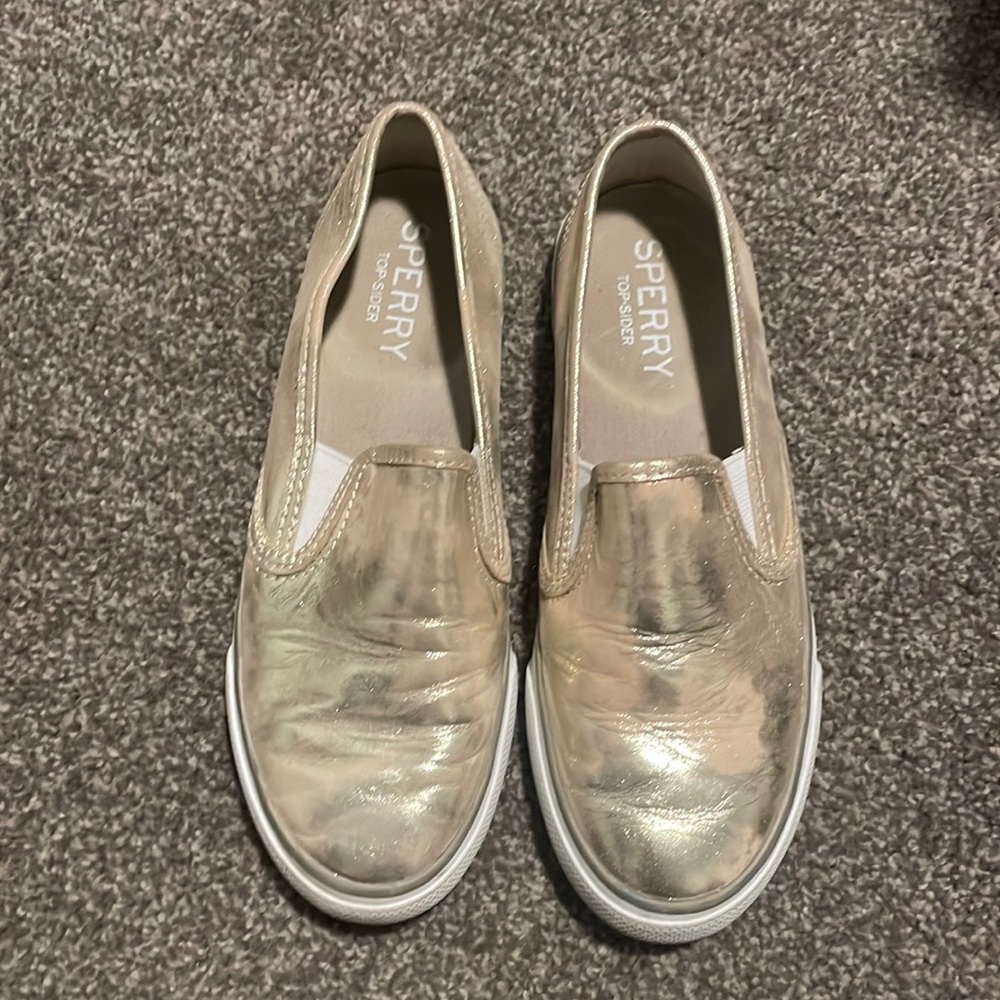 Sperry skip on sneakers